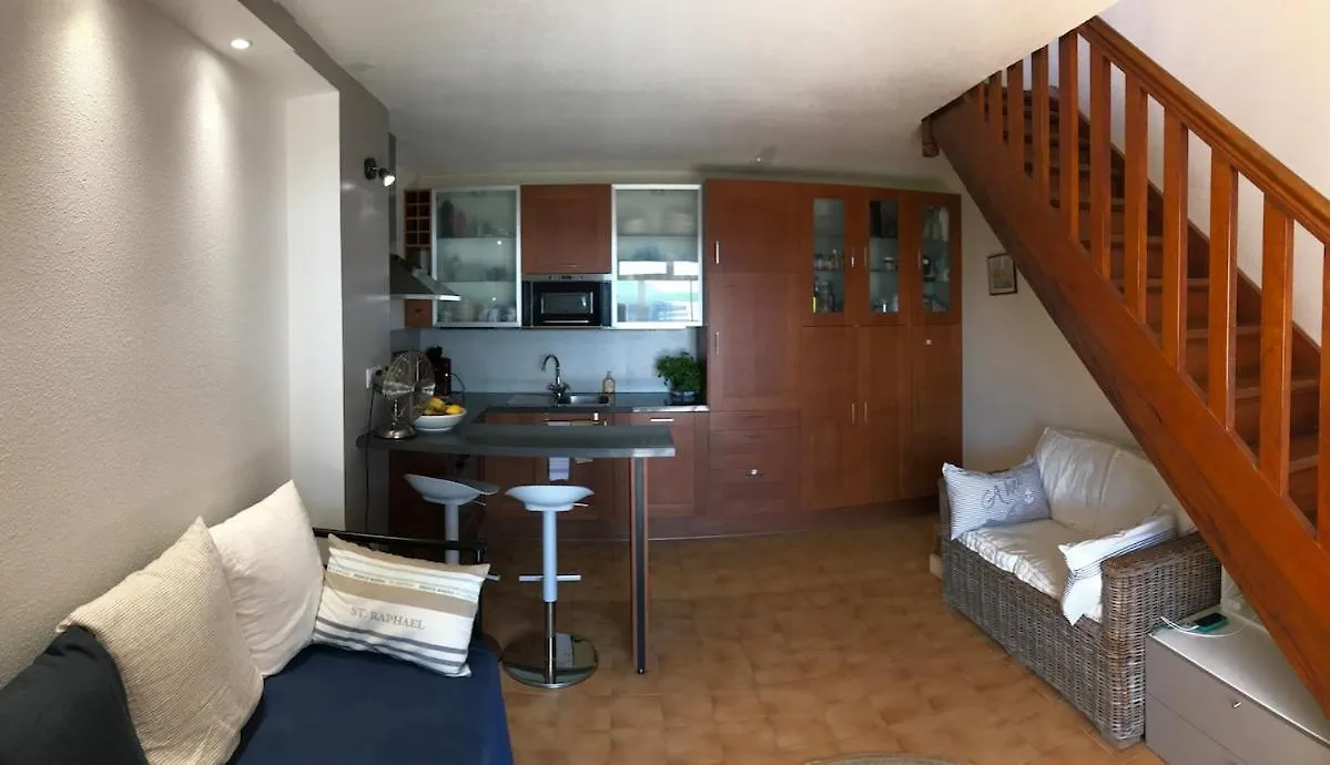 Apartment Maison 6 Personnes, Vue Mer, Plage A 500M, Calme, Piscine Saint-Raphael