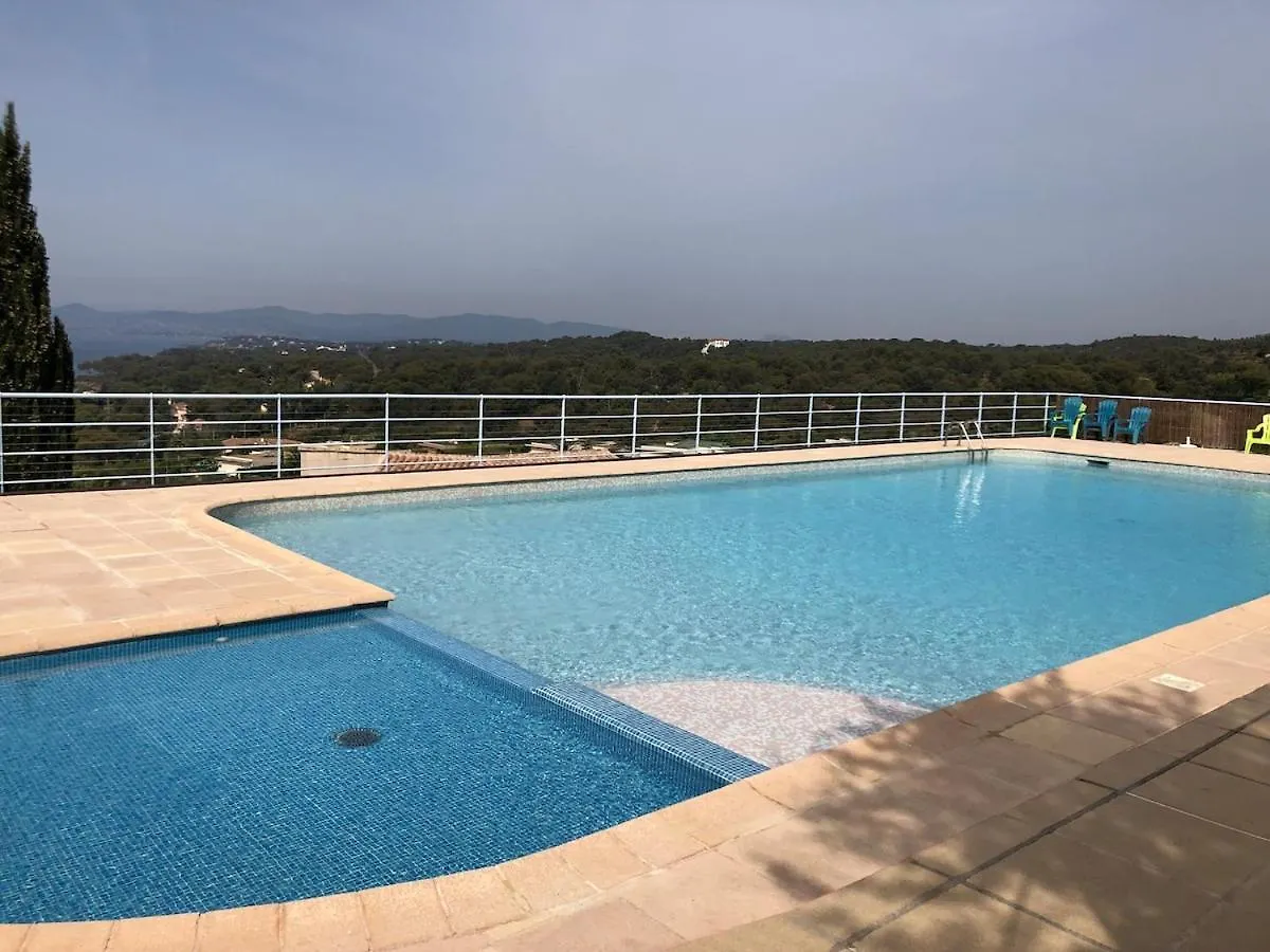 Maison 6 Personnes, Vue Mer, Plage A 500M, Calme, Piscine Saint-Raphael  Saint-Raphael (Var)